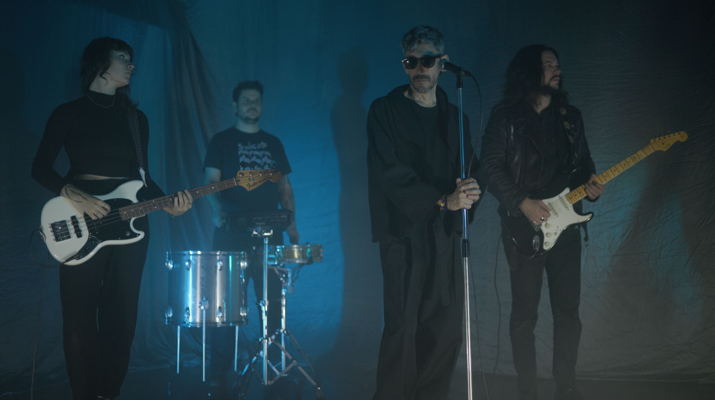 FF_Promo_Neon Outlines