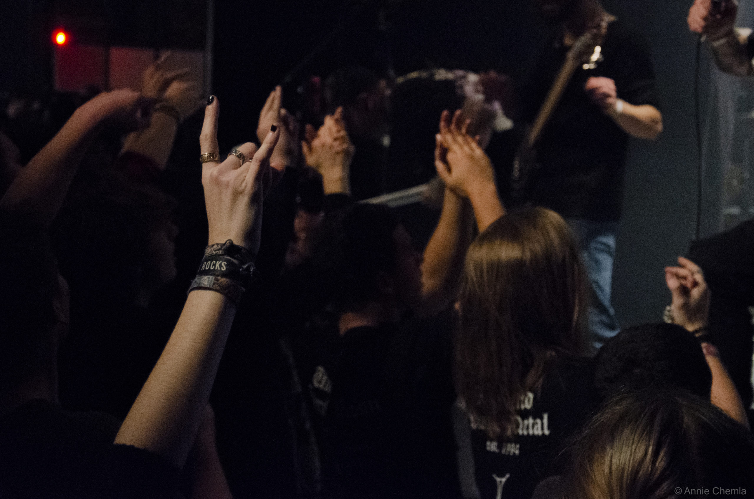 Ua╠ÇG-NyonsOnFire-29