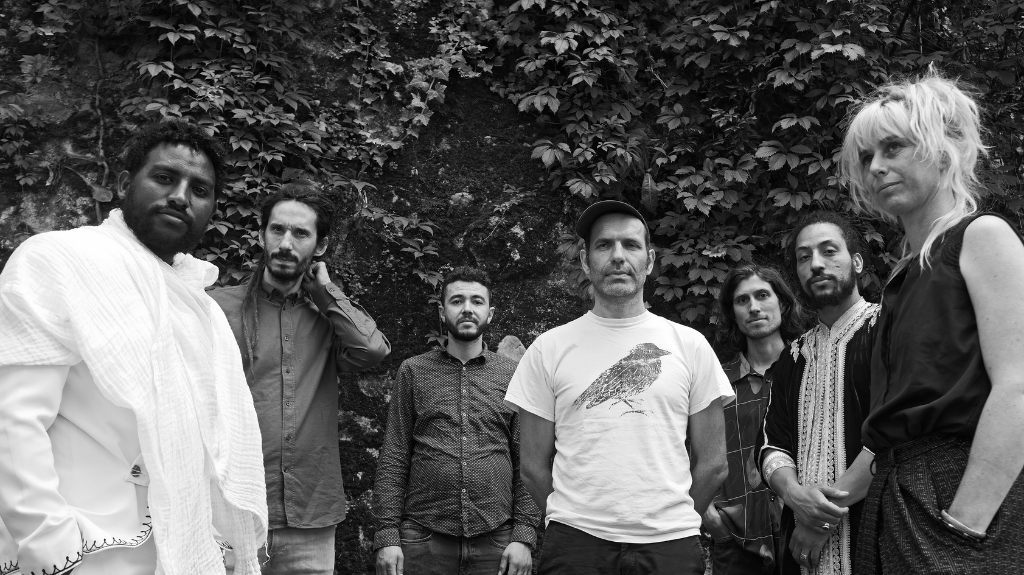 01_yalla_miku__mehdi_benkler.png__1024x575_crop_subsampling-2_upscale