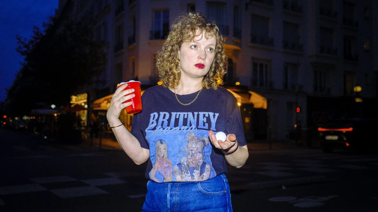 POUR BRITNEY